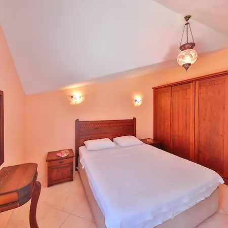 Seya Aparts Apartahotel