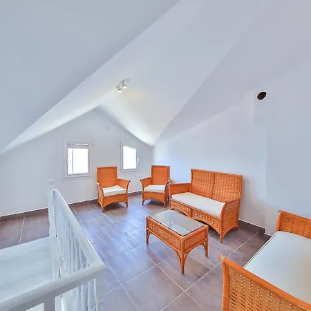 Seya Aparts Apartahotel
